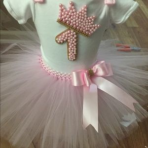 Birthday tutu outfit